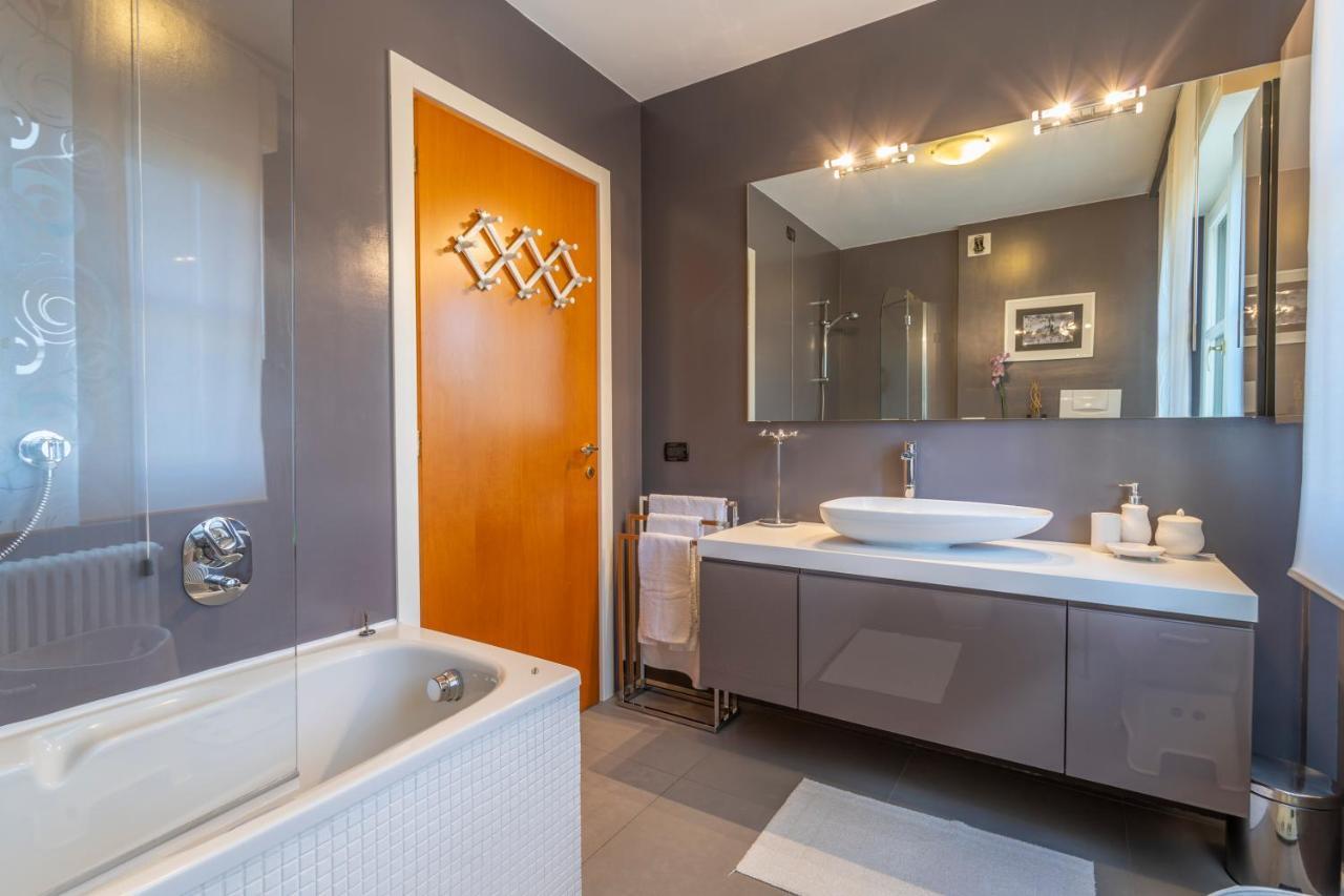 Teatro Nuovo Apartment With Free Parking Udine Luaran gambar