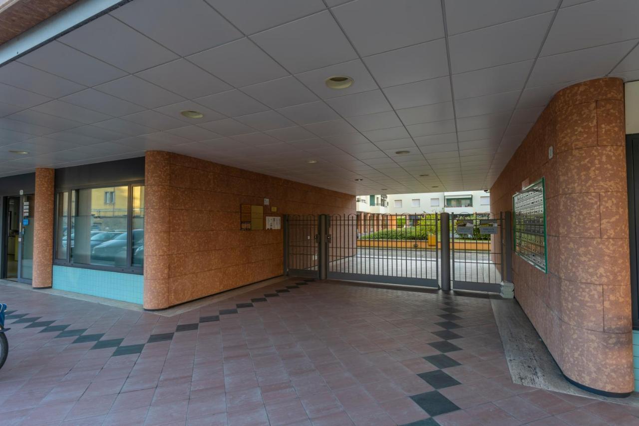 Teatro Nuovo Apartment With Free Parking Udine Luaran gambar